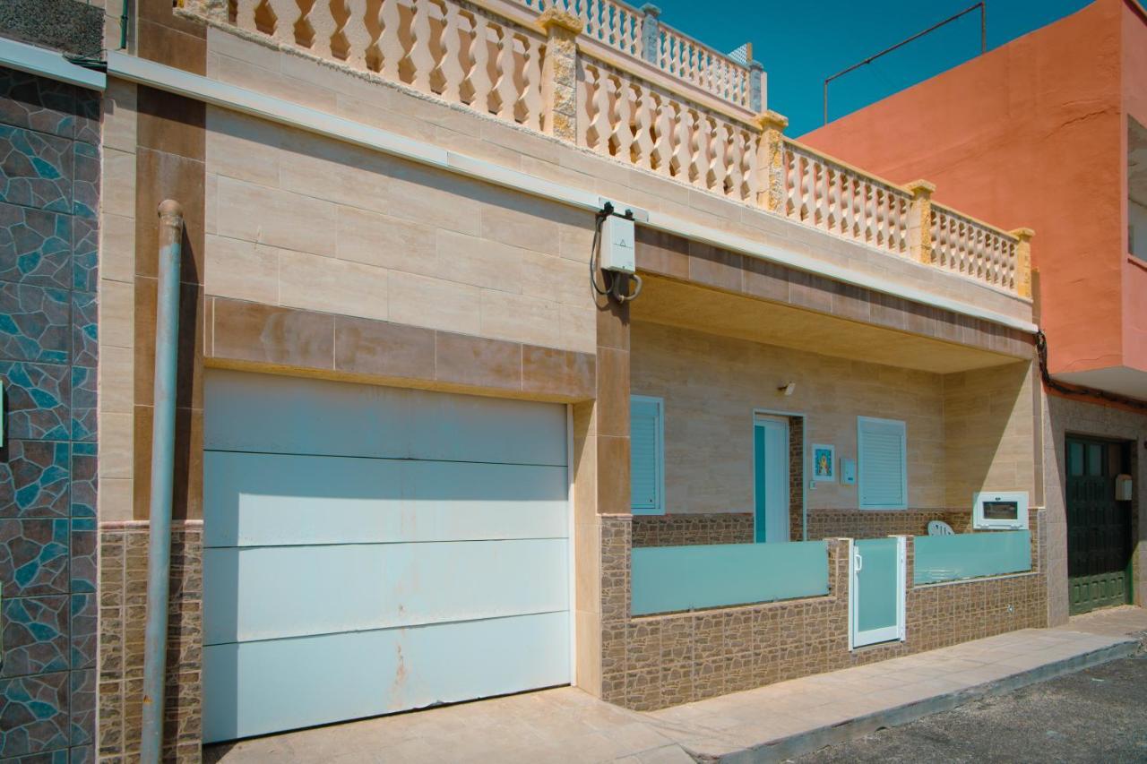Hostel Blue Lagoon La Mareta Екстериор снимка